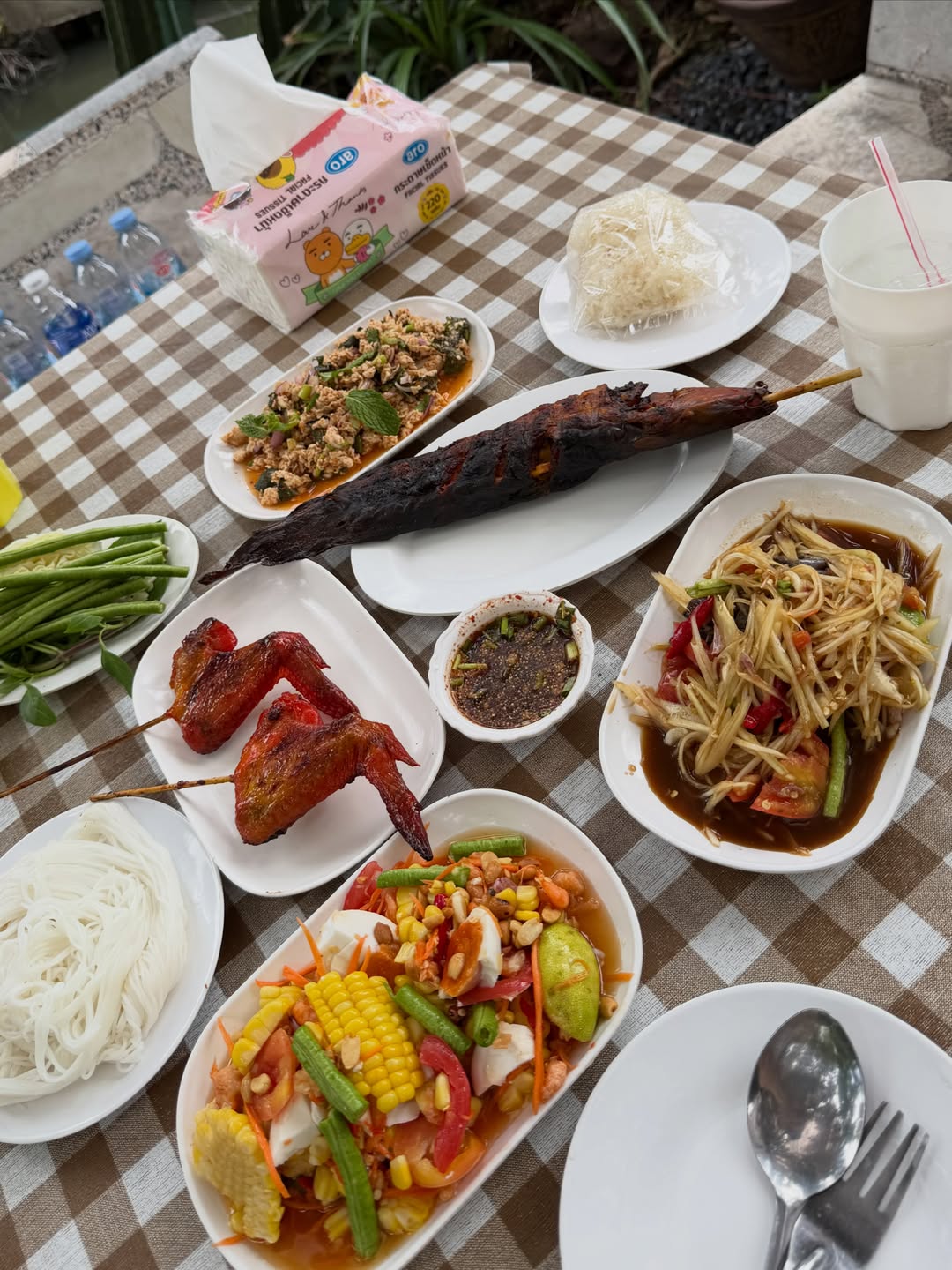 เนย - ปภาดา กลิ่นสุมาลย์