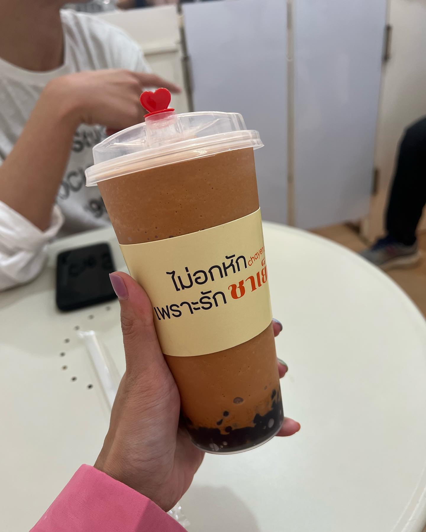 แพรวา - ณิชาภัทร ฉัตรชัยพลรัตน์