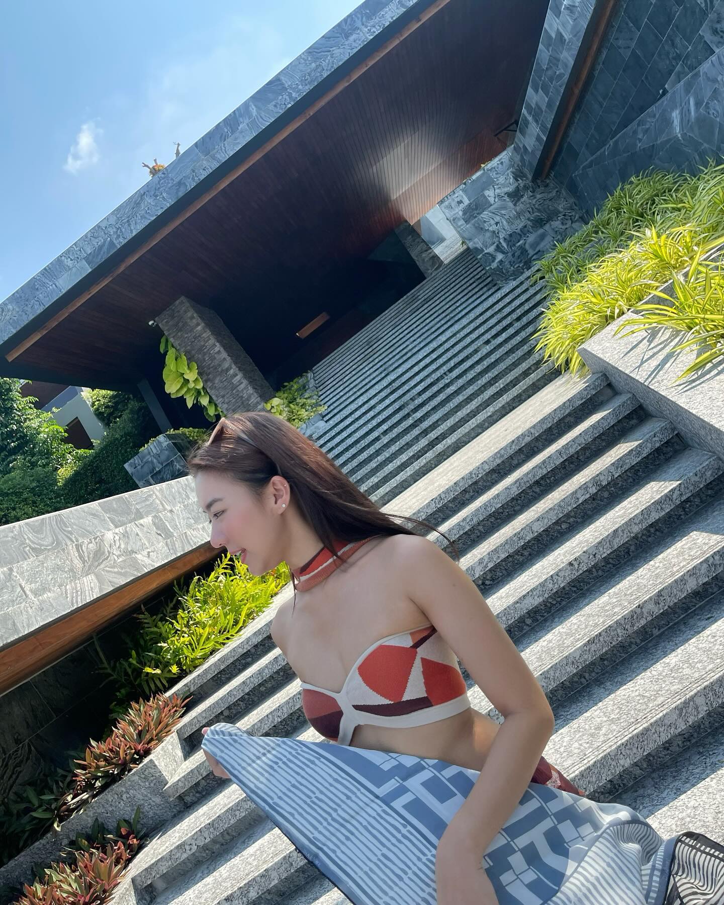 แพรวา - ณิชาภัทร ฉัตรชัยพลรัตน์