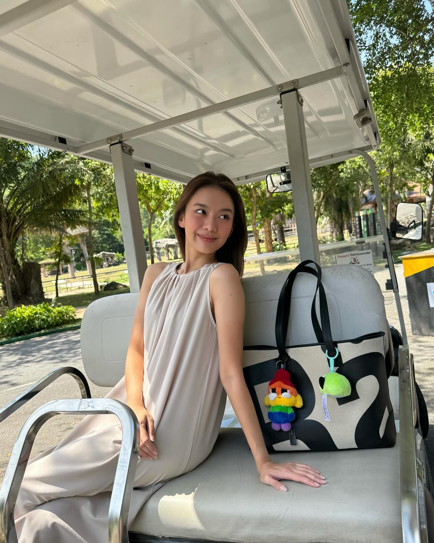 แพรวา - ณิชาภัทร ฉัตรชัยพลรัตน์