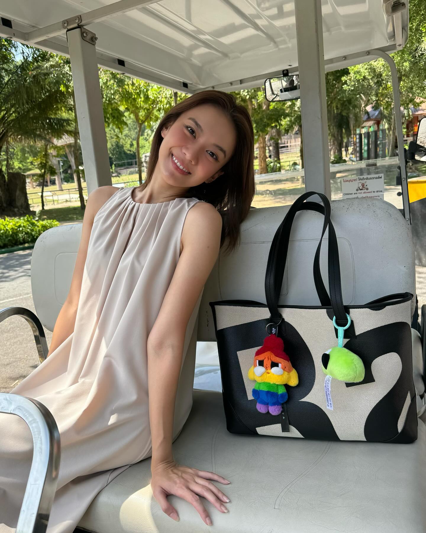 แพรวา - ณิชาภัทร ฉัตรชัยพลรัตน์