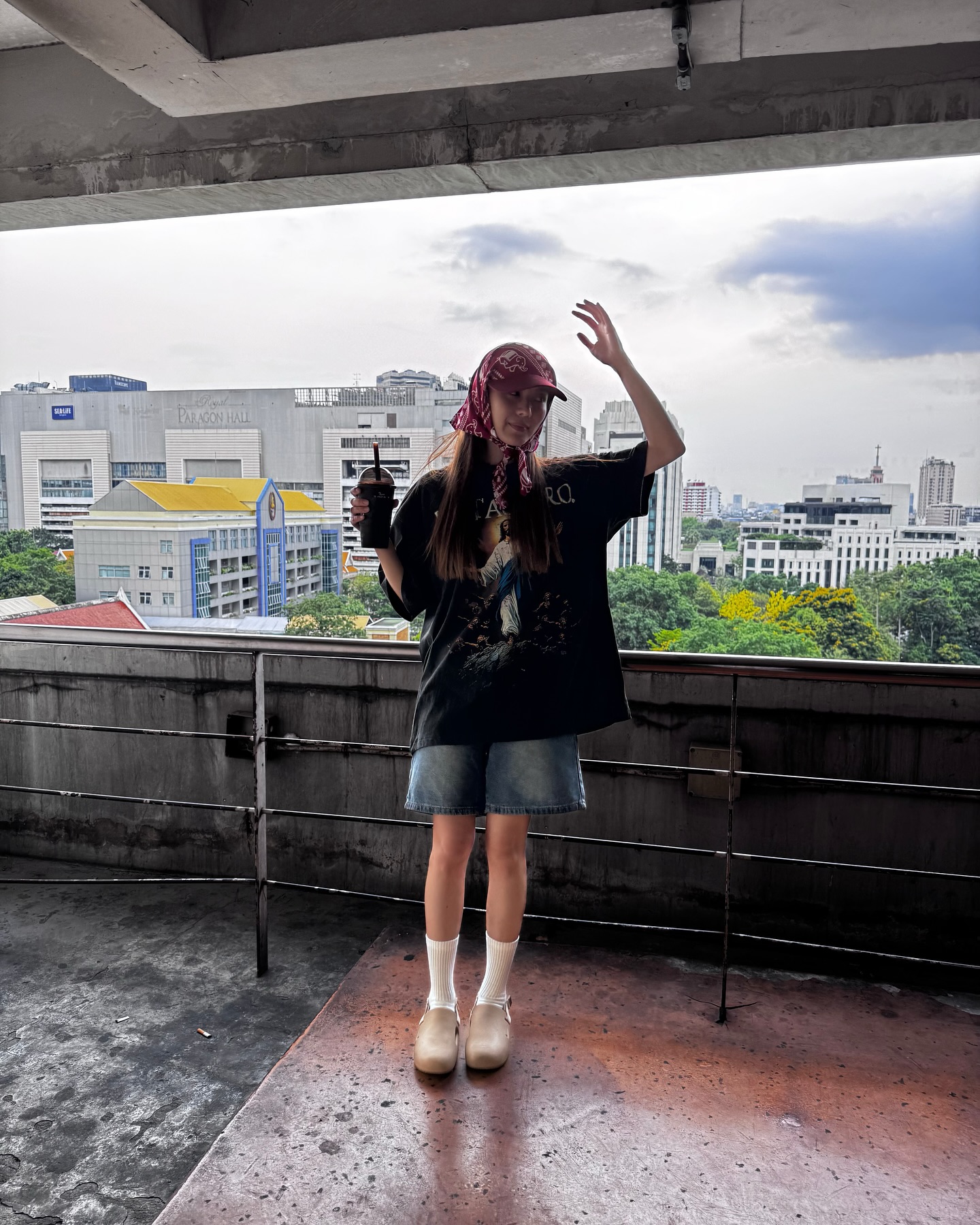 แพรวา - ณิชาภัทร ฉัตรชัยพลรัตน์