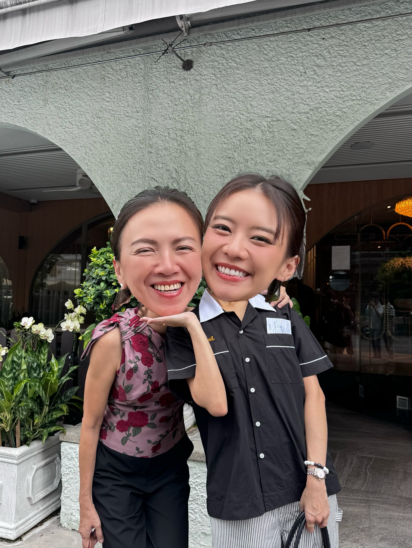 แพรวา - ณิชาภัทร ฉัตรชัยพลรัตน์