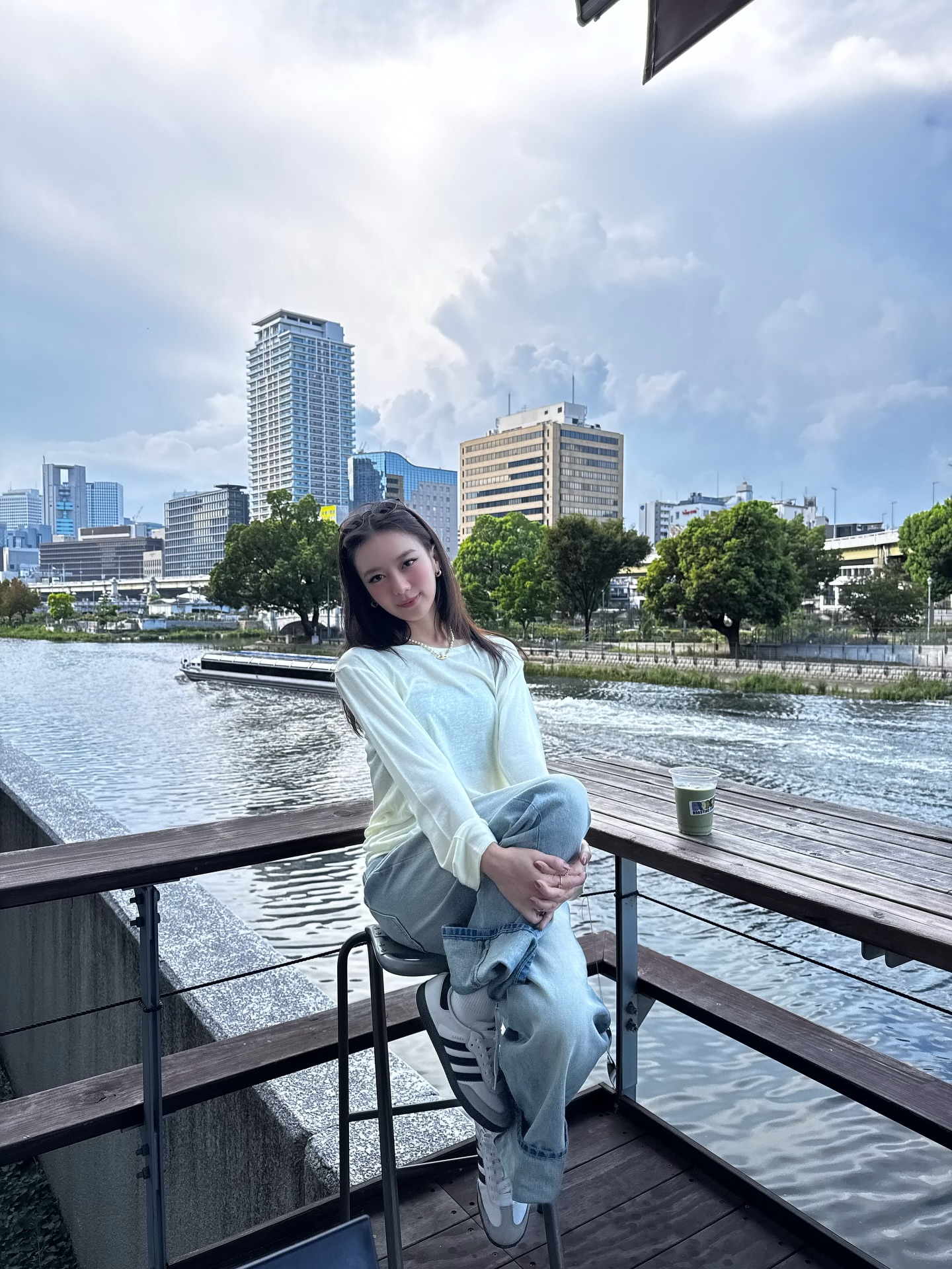 แพรวา - ณิชาภัทร ฉัตรชัยพลรัตน์