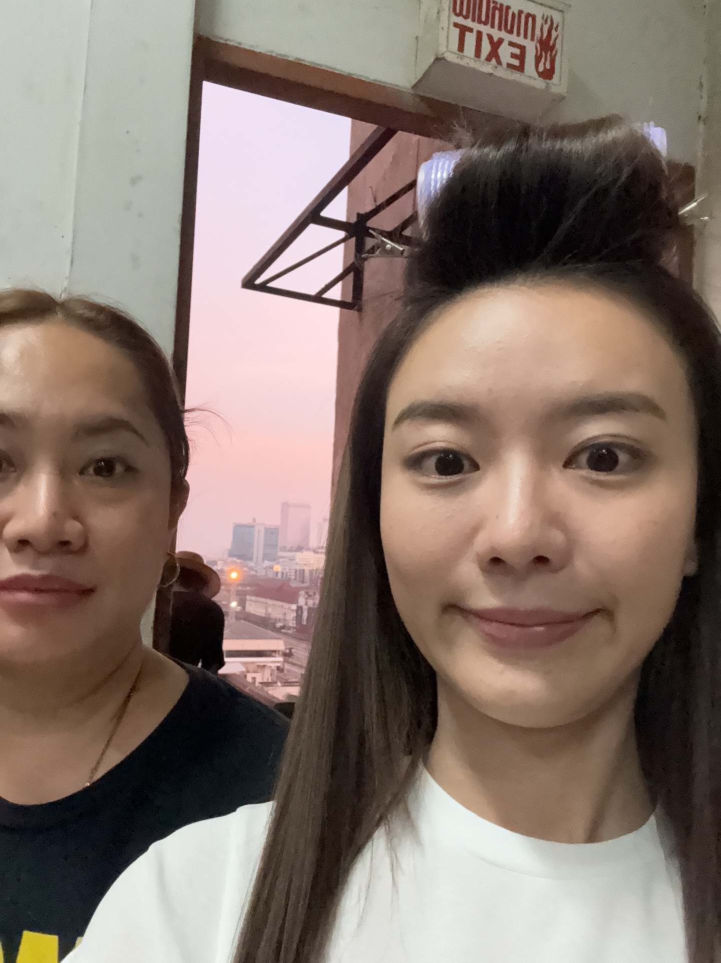 แพรวา - ณิชาภัทร ฉัตรชัยพลรัตน์