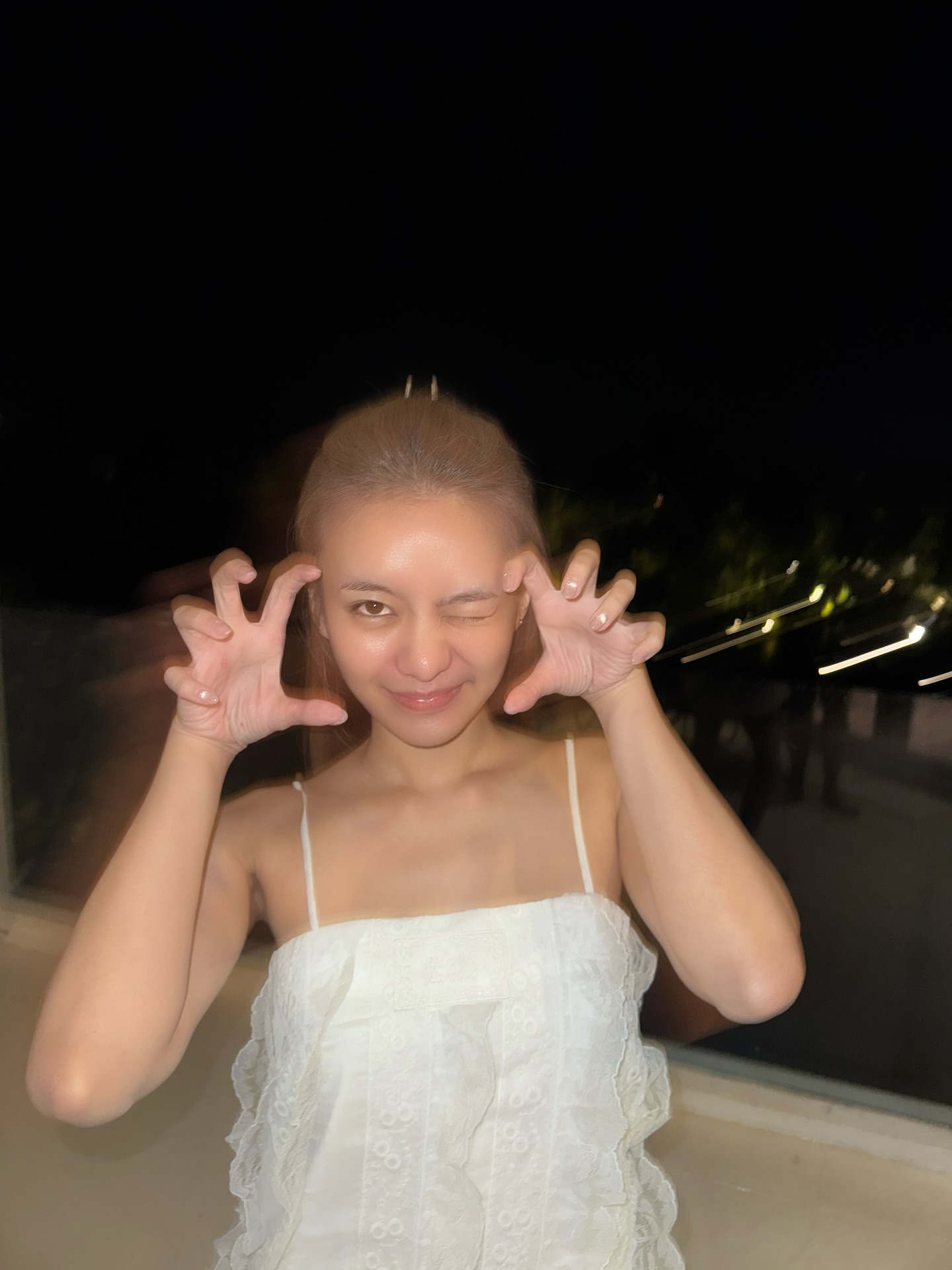 แพรวา - ณิชาภัทร ฉัตรชัยพลรัตน์