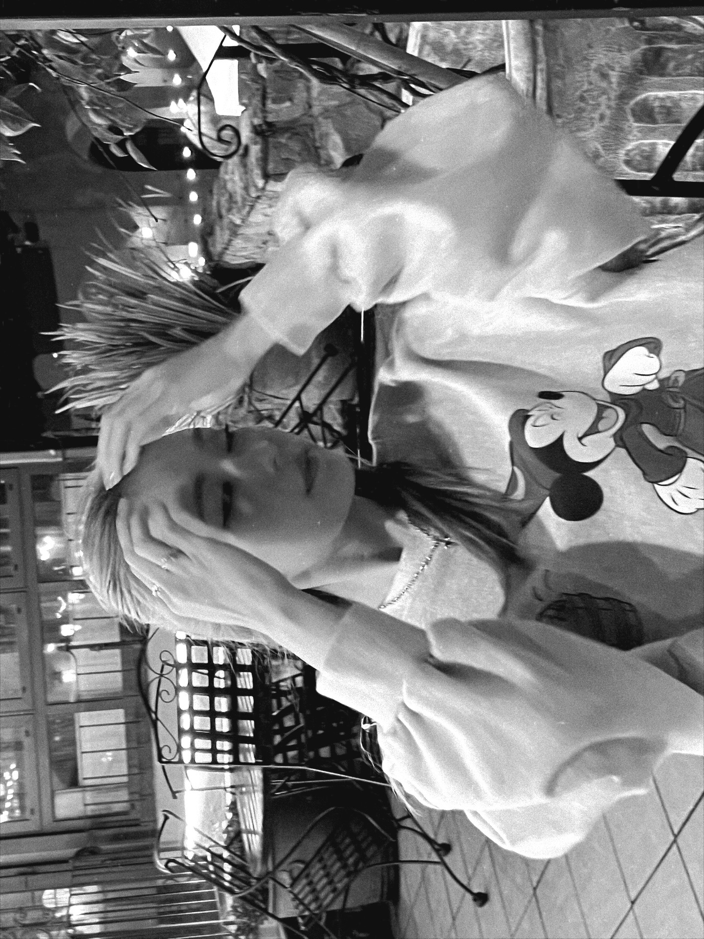 แพรวา - ณิชาภัทร ฉัตรชัยพลรัตน์