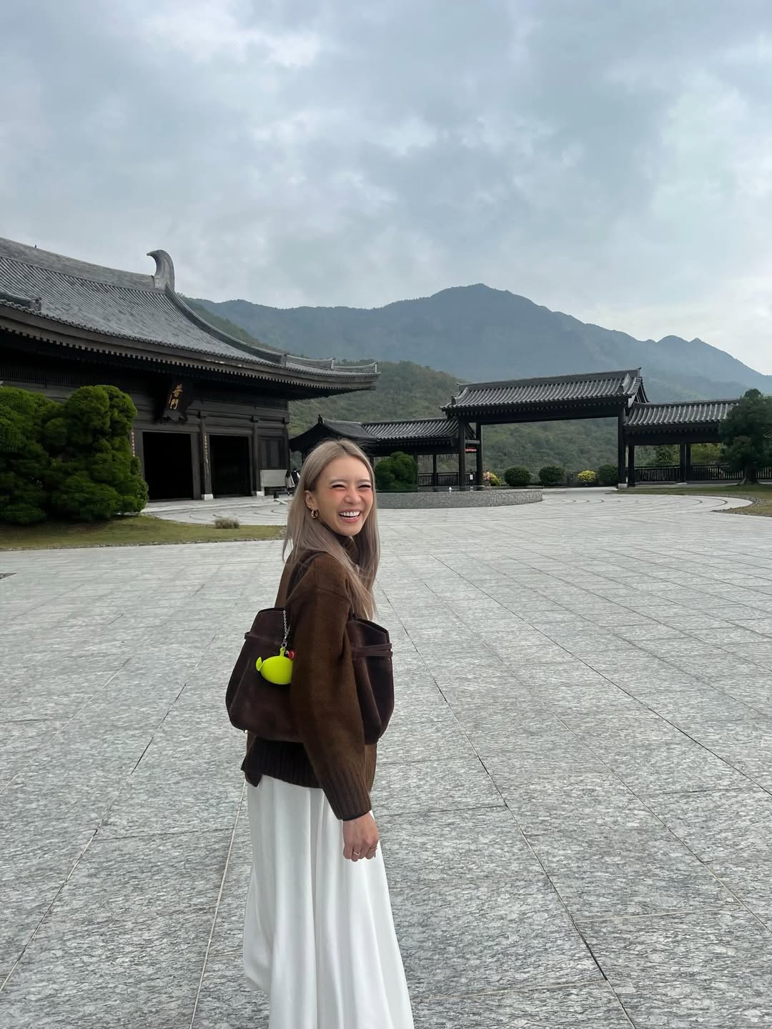 แพรวา - ณิชาภัทร ฉัตรชัยพลรัตน์