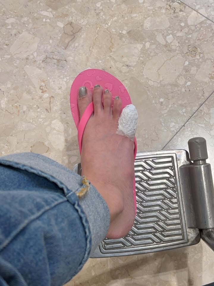 แพรวา - ณิชาภัทร ฉัตรชัยพลรัตน์