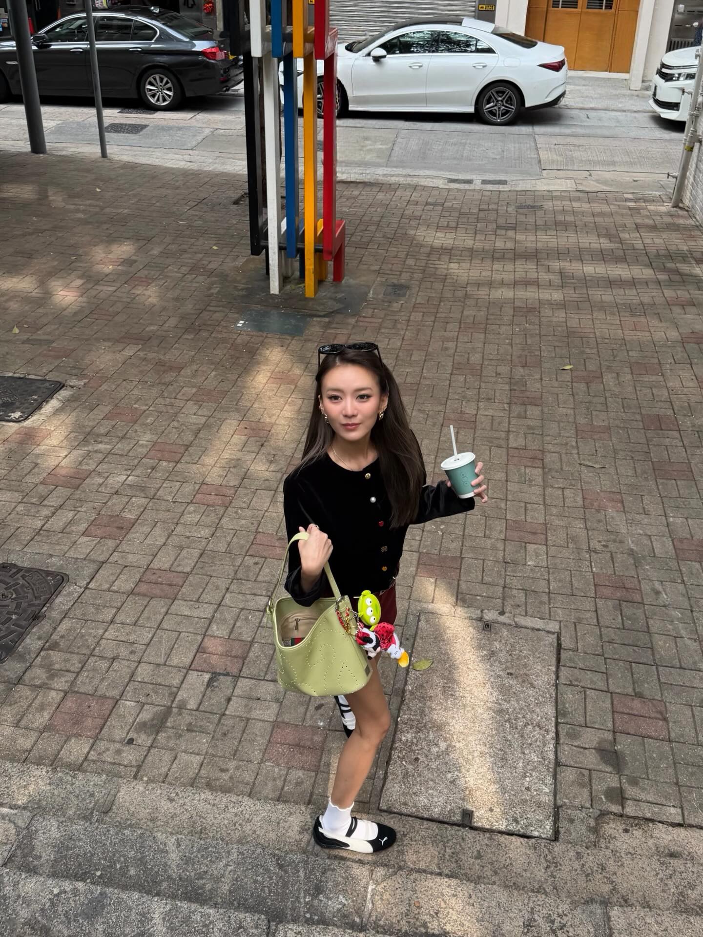 แพรวา - ณิชาภัทร ฉัตรชัยพลรัตน์