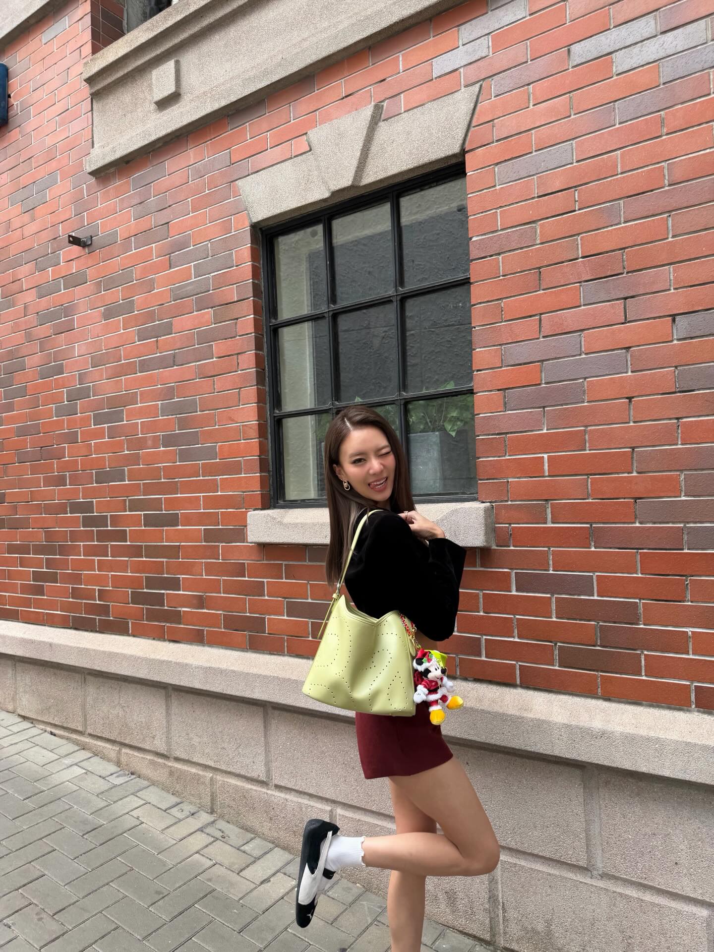 แพรวา - ณิชาภัทร ฉัตรชัยพลรัตน์