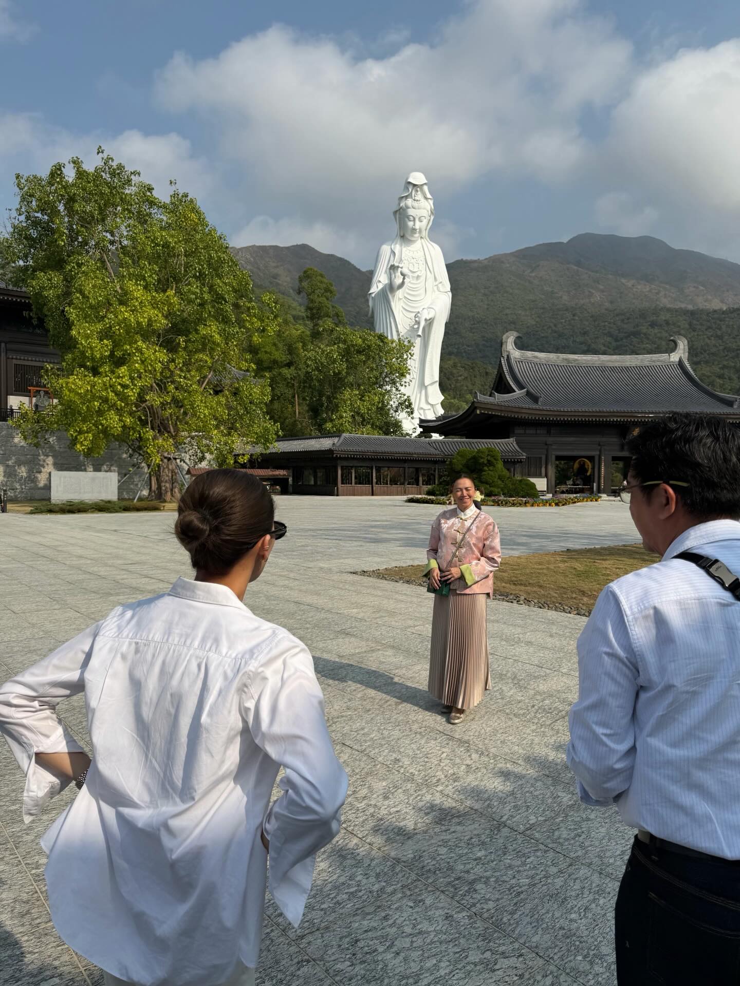 แพรวา - ณิชาภัทร ฉัตรชัยพลรัตน์