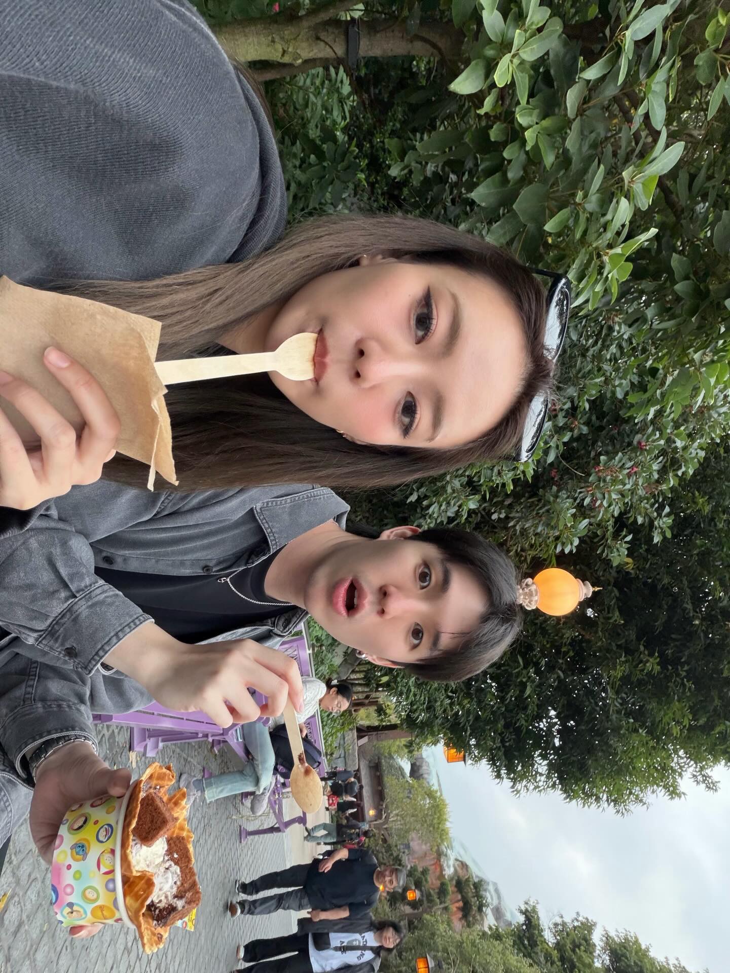 แพรวา - ณิชาภัทร ฉัตรชัยพลรัตน์