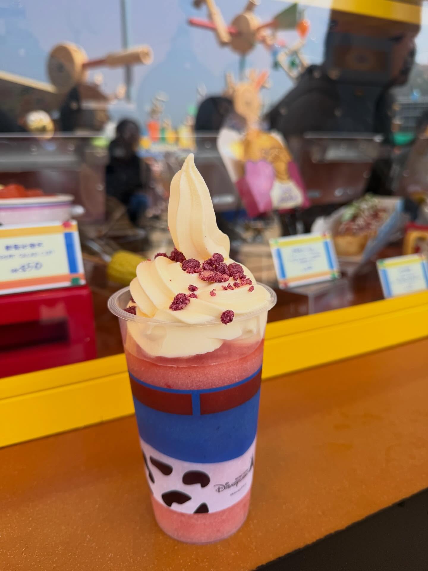 แพรวา - ณิชาภัทร ฉัตรชัยพลรัตน์