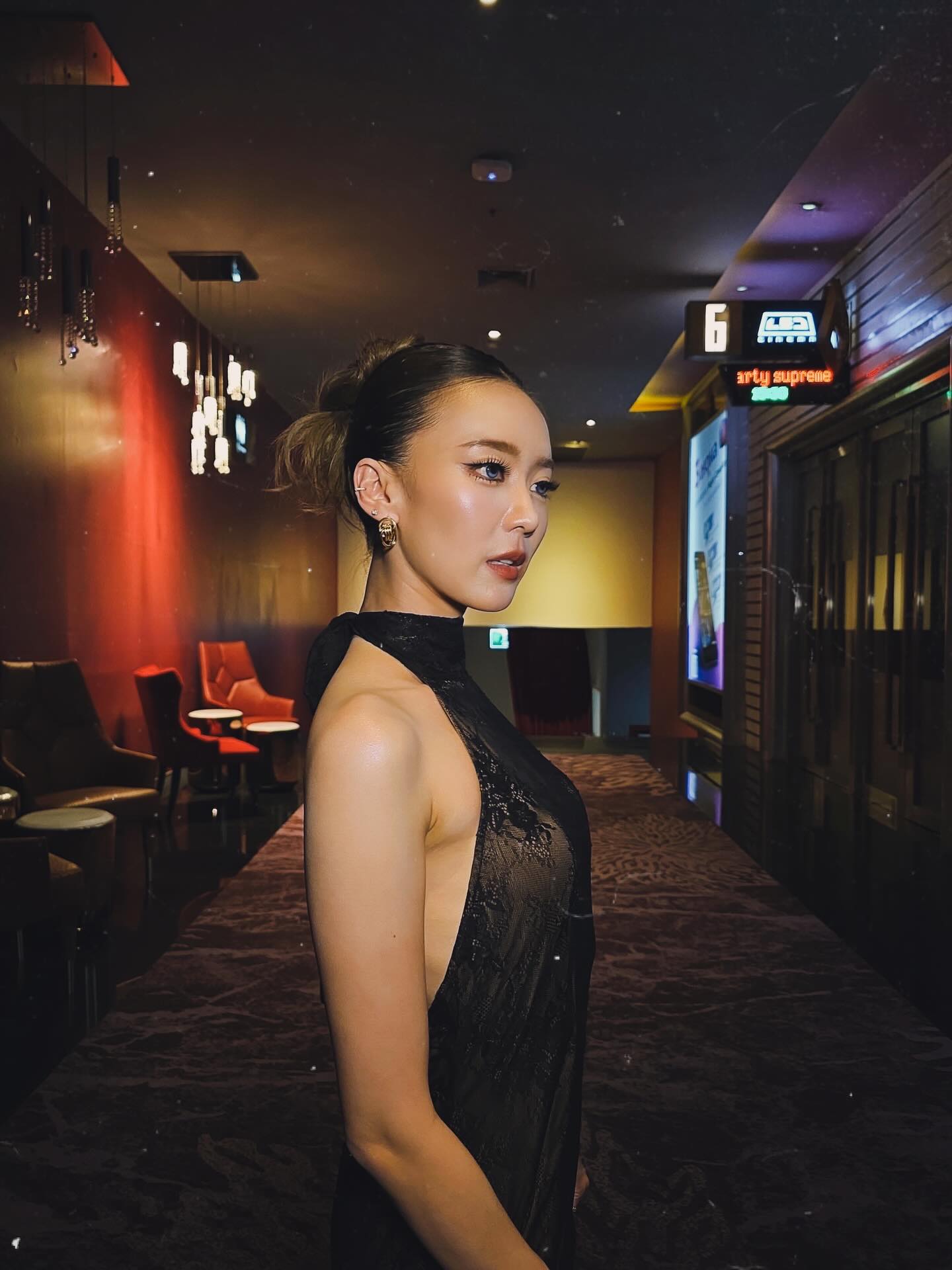 แพรวา - ณิชาภัทร ฉัตรชัยพลรัตน์