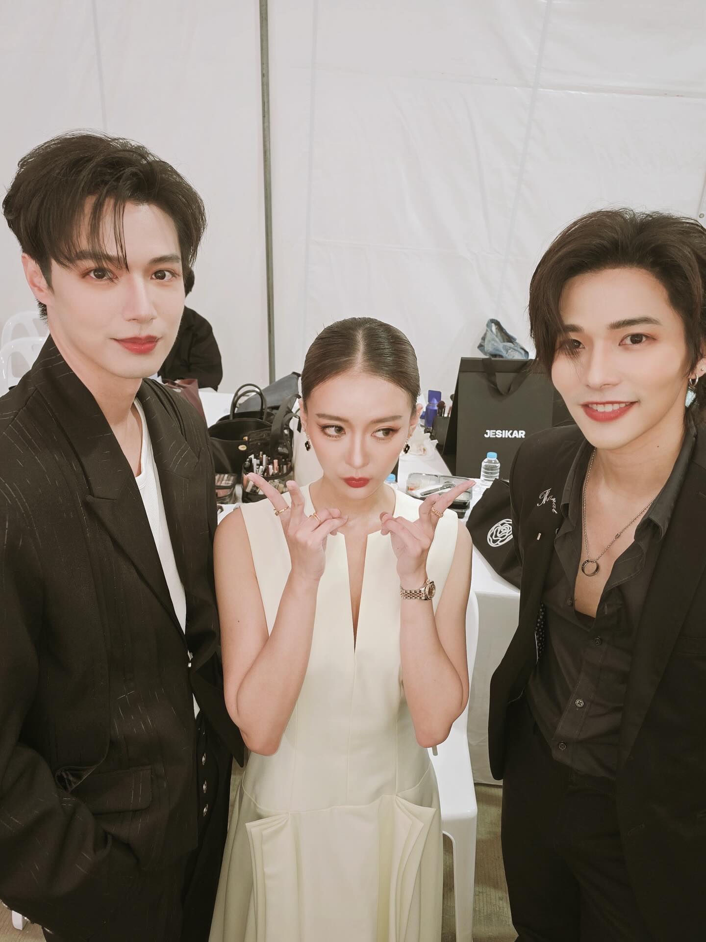 แพรวา - ณิชาภัทร ฉัตรชัยพลรัตน์