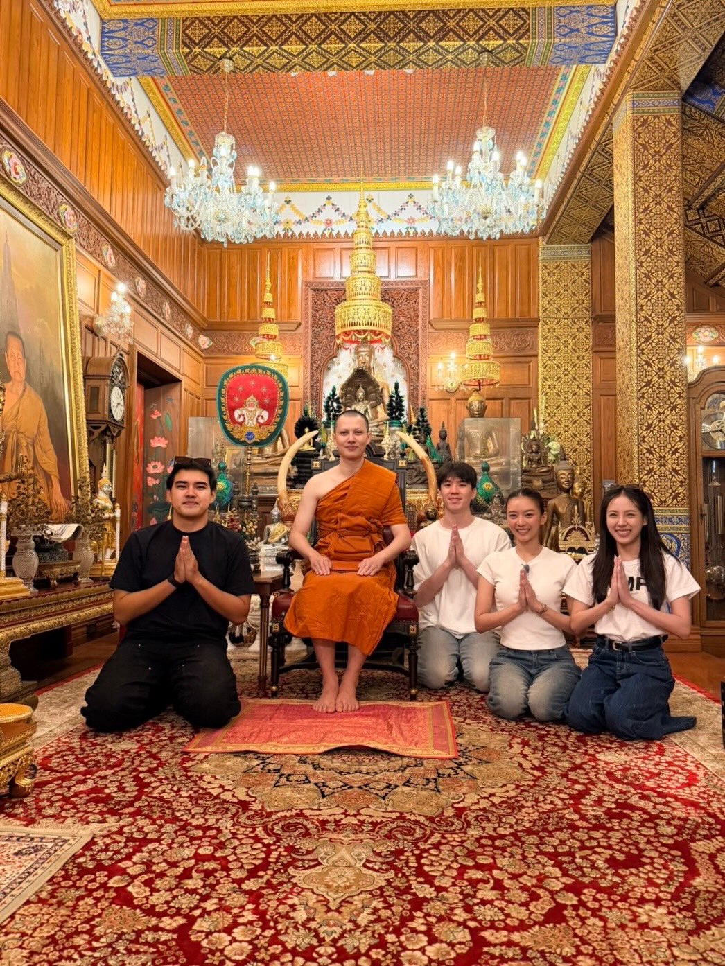 แพรวา - ณิชาภัทร ฉัตรชัยพลรัตน์