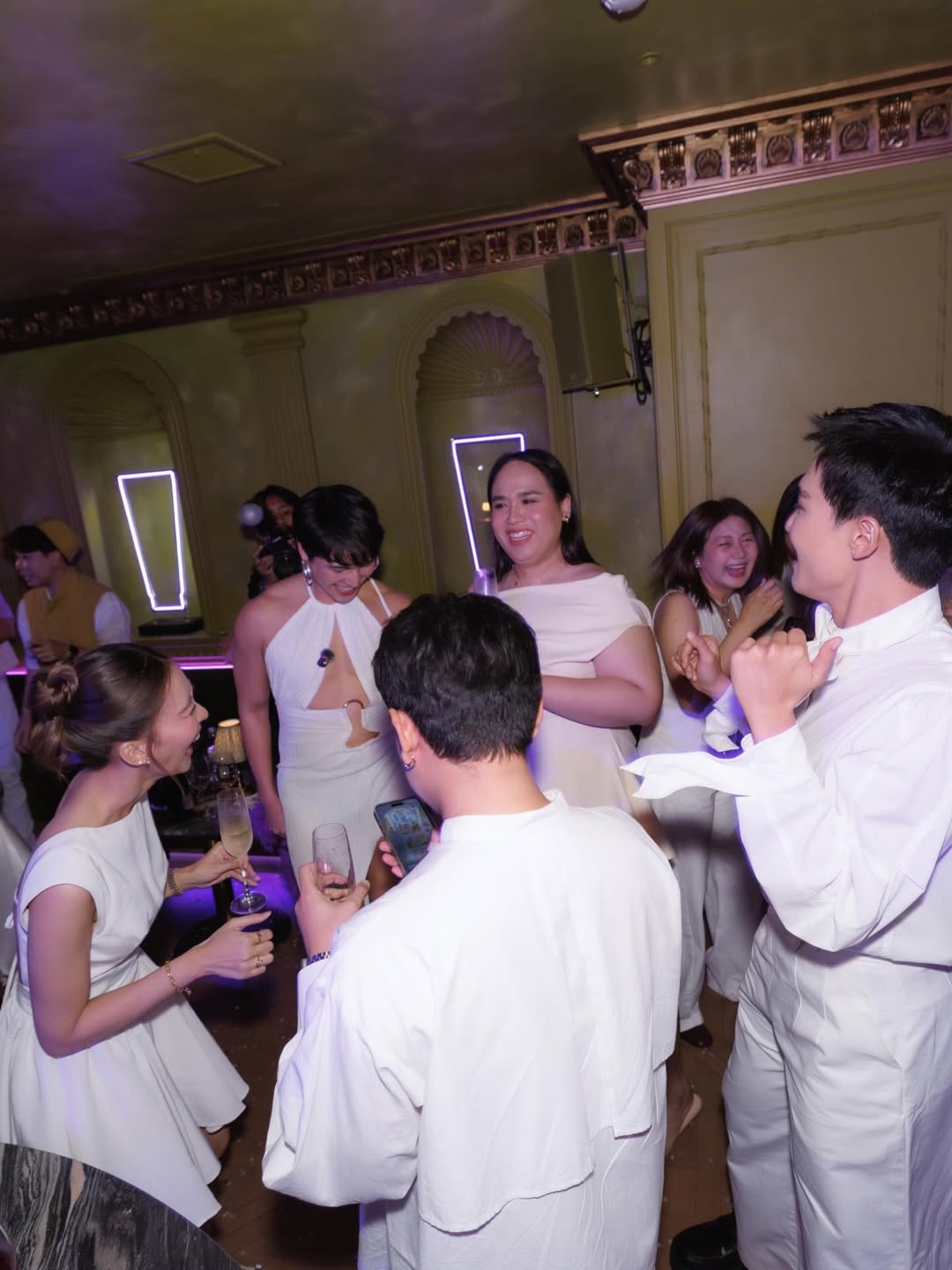 แพรวา - ณิชาภัทร ฉัตรชัยพลรัตน์