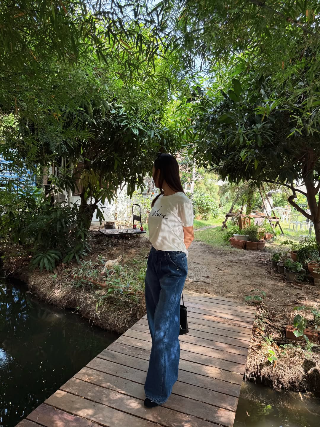 แพรวา - ณิชาภัทร ฉัตรชัยพลรัตน์