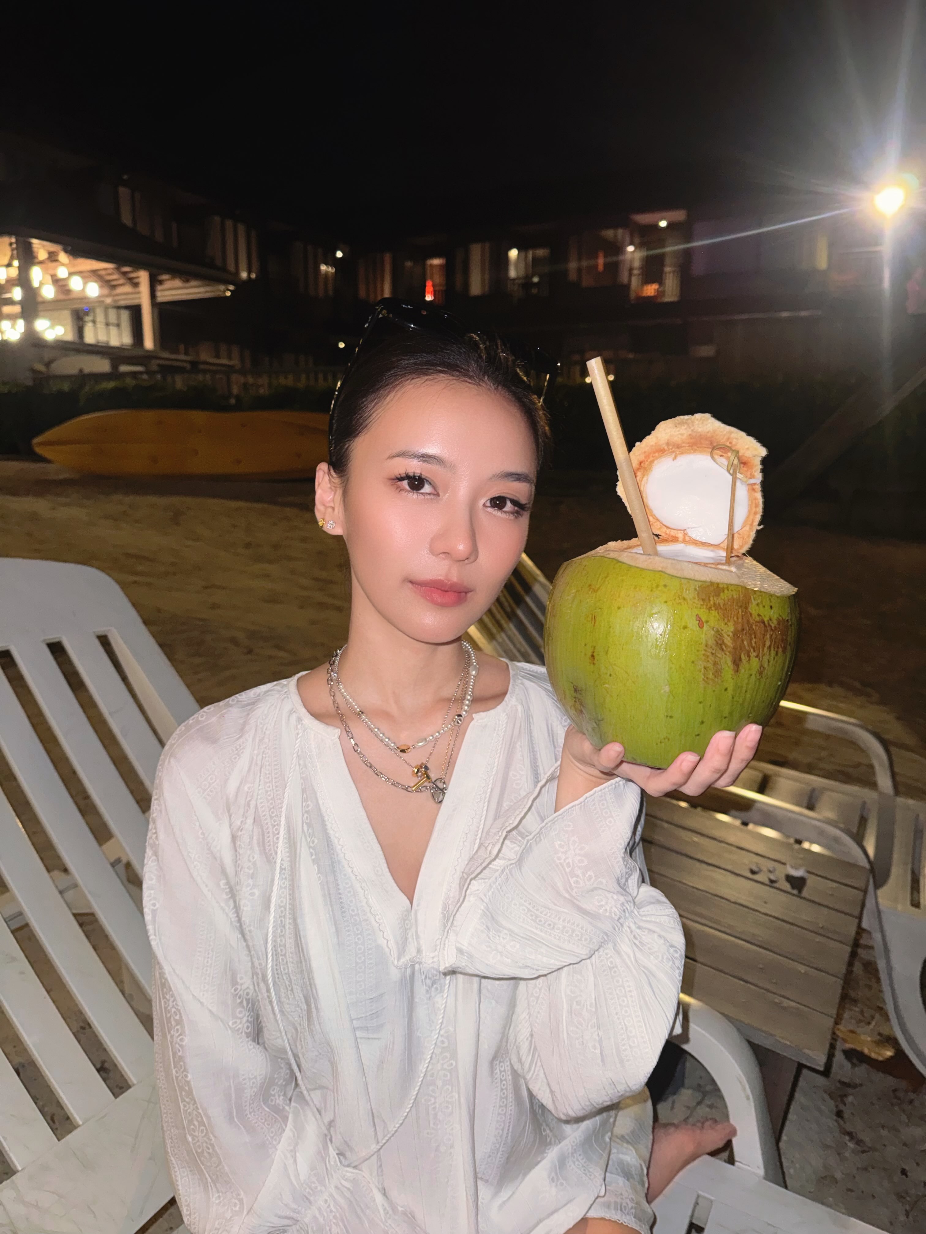 แพรวา - ณิชาภัทร ฉัตรชัยพลรัตน์