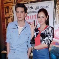 ซันนี่-ไอซ์ ตลกไม่ยั้ง ใน ไอฟาย..แต๊งกิ้ว..เลิฟยู้