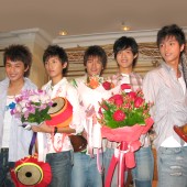5 หนุ่ม Comic Boyz กระดี๊กระด๊าอยากมีคอนเสิร์ตในไทย