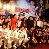 กองทัพนักล่าฝัน บุกเปิดตัวอัลบั้มชุดแรก X-Treme Army