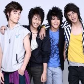 ประเดิมด้วยหนุ่มหน้าใส บี.โอ.วาย. กับค่ายใหม่ มังกี้ ทาวน์
