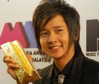 โต๋ ศิลปินไทยยอดนิยม เอ็มทีวี เอเชีย อวอร์ดส์ ปี 2008