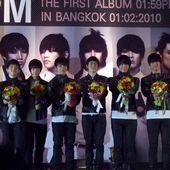 ทูพีเอ็ม หอบอัลบั้มแถลงข่าว พร้อมรับแผ่นเสียงทองคำขาว